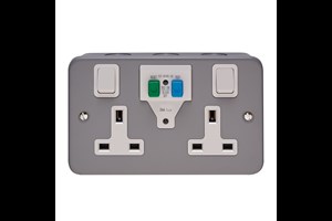 13A 30mA SRCD Passive 1 Gang DoublePole Switched Metalclad Socket