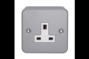 13A 1 Gang Unswitched Metalclad Socket