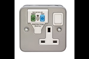 13A 1 Gang Double Pole Switched Metalclad RCD Socket