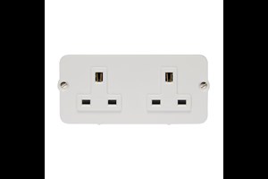 13A 2 Gang Unswitched Socket Twin Earth Interior