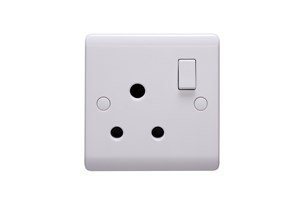 15A 1 Gang Double Pole Round 3 Pin Switched Socket