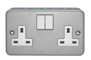 13A 2 Gang Double Pole Switched Socket Metalclad