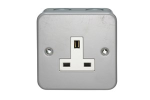 13A 1 Gang Unswitched Socket Metalclad