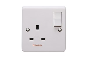 13A 1 Gang Double Pole Switched Socket Printed 'Freezer'