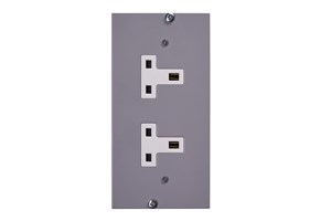 Britmac Accessory Plate 13A 2 Gang Unswitched Socket Twin Earth