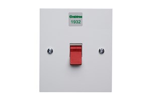 32A Triple Pole and Neutral Metal Switch Flush Mounted
