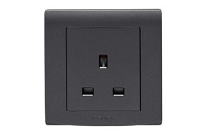 13A 1 Gang Unswitched Socket Black Finish